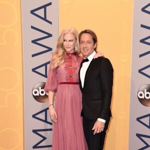 Nicole Kidman et Keith Urban assistent à la 50ème céremonie des CMA Awards à Nashville, le 2 novembre 2016.