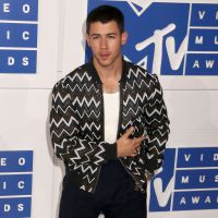 Nick Jonas en pleine métamorphose : Il dévoile sa nouvelle silhouette musclée