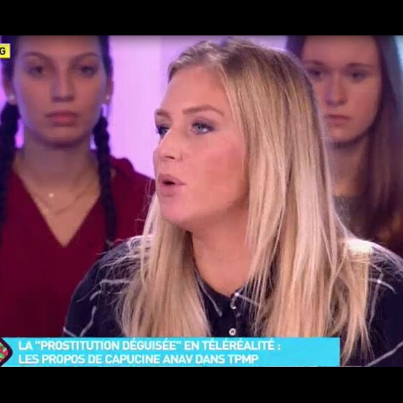 Aurélie Van Daelen dans le "Mad Mag" de NRJ12, lundi 7 novembre 2016