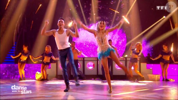 Caroline Receveur et Maxime Dereymez - "Danse avec les stars 7" sur TF1. Le 10 novembre 2016.