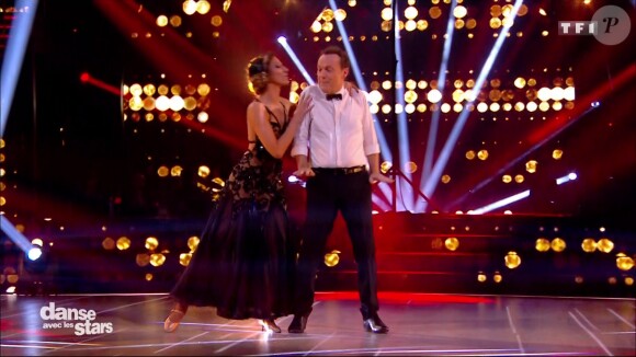 Julien Lepers et Silvia Notargiacomo - "Danse avec les stars 7" sur TF1. Le 10 novembre 2016.