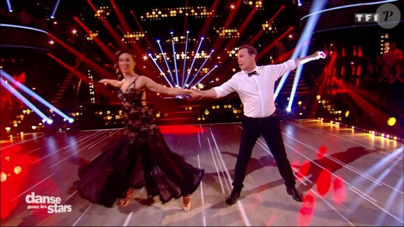 Julien Lepers et Silvia Notargiacomo - "Danse avec les stars 7" sur TF1. Le 10 novembre 2016.