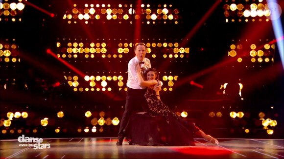 Julien Lepers et Silvia Notargiacomo - "Danse avec les stars 7" sur TF1. Le 10 novembre 2016.
