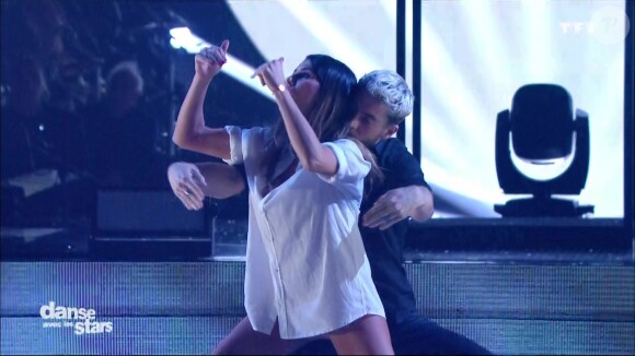 Karine Ferri et Yann-Alrick Mortreuil - "Danse avec les stars 7" sur TF1. Le 10 novembre 2016.