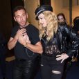 Mert Alas, Madonna - Les célébrités arrivent à l'exposition de Mert Alas &amp; Marcus Piggott à Londres, le 27 octobre 2016