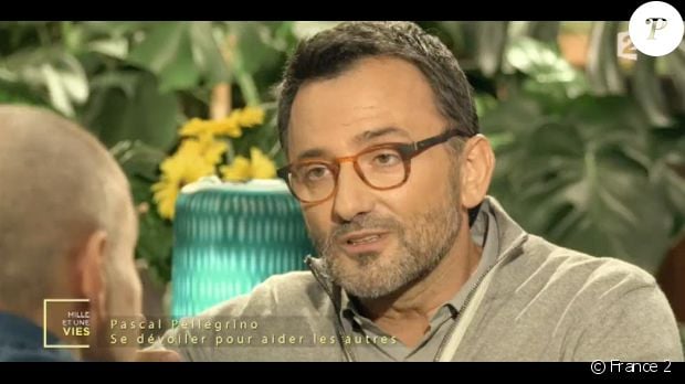 Frédéric Lopez, son coming out sur France 2 dans &quot;Mille et une vies&quot;. Le 7 novembre 2016.