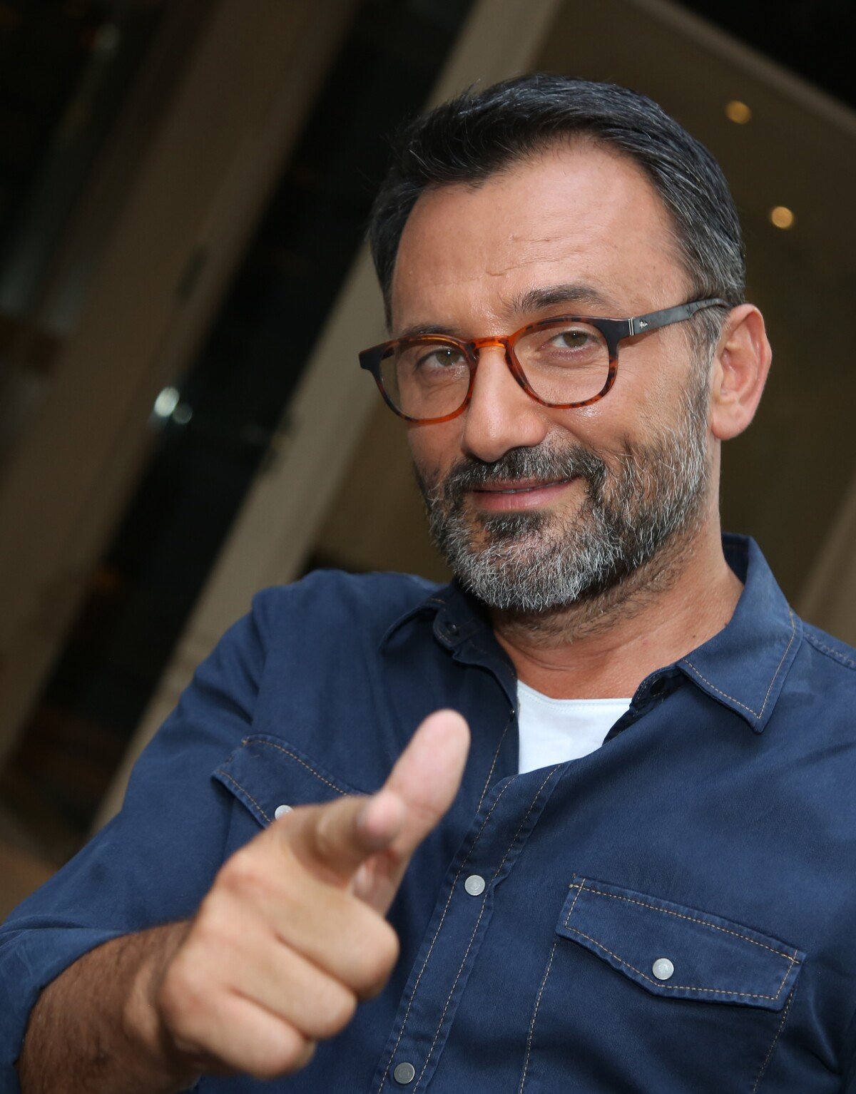Photo Exclusif Frédéric Lopez arrive pour l'enregistrement d'une
