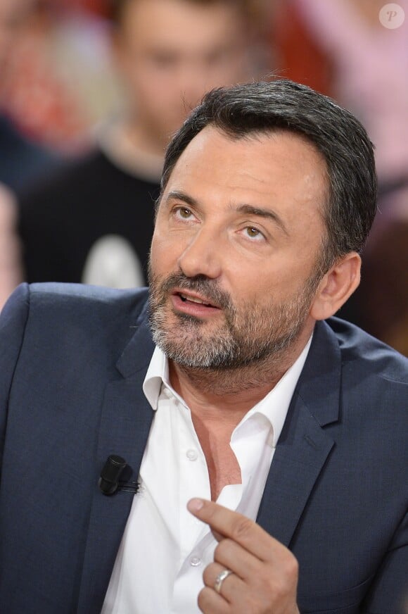 Frédéric Lopez - Enregistrement de l'émission "Vivement Dimanche" à Paris le 2 juin 2015 et qui sera diffusée le 28 juin 2015.