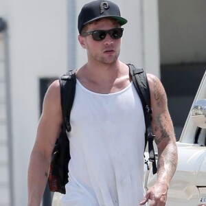 Ryan Phillippe réalise le clip d'un de ses amis avec un drone à Los Angeles. Le 19 août 2015 © CPA / Bestimage