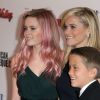 Reese Witherspoon avec ses enfants Ava Phillippe et Deacon Phillippe à la soirée American Cinematheque Award en l'honneur de Reese Witherspoon à l’hôtel The Hyatt Regency à Century City, le 30 novembre 2015