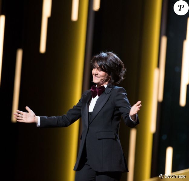 Florence Foresti (maîtresse de cérémonie) - 41e cérémonie des César au Théatre du Chatelet à Paris le 26 février 2016