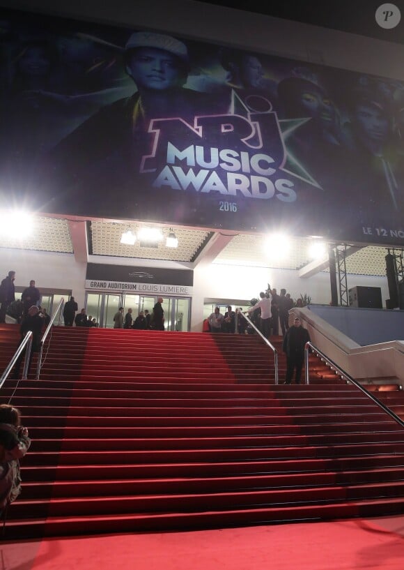 18ème cérémonie des "NRJ Music Awards" au Palais des Festivals à Cannes, le 12 novembre 2016. © Dominique Jacovides/Bestimage
