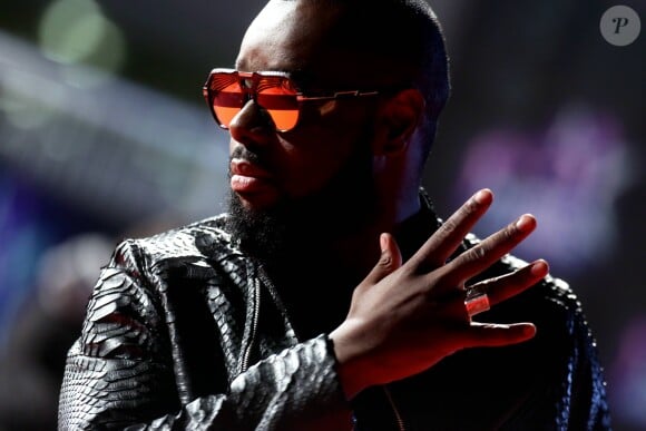 Maitre Gims à la 18ème cérémonie des "NRJ Music Awards" au Palais des Festivals à Cannes, le 12 novembre 2016. © Dominique Jacovides/Bestimage