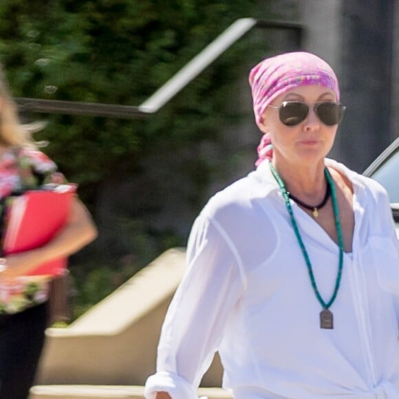 Exclusif - Shannen Doherty et sa mère Rosa sont allées faire du shopping à Malibu, le 26 juillet 2016.