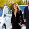 La reine Rania de Jordanie, très élégante, arrivant pour le Discours du Trône prononcé par son mari le roi Abdullah II le 7 novembre 2016 à Amman.