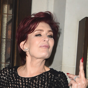 Sharon Osbourne sort du restaurant "34" à Londres, le 12 novembre 2016