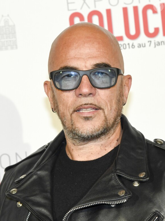 Pascal Obispo - Vernissage presse de l'exposition "Coluche" à l'Hôtel de Ville de Paris le 5 octobre 2016. © Pierre Perusseau