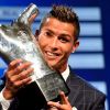 Cristiano Ronaldo lors de la remise des trophées UEFA du Championnat d'Europe 2016. Cristiano Ronaldo a été élu "Meilleur joueur d'Europe" pour la saison 2015-2016. Monaco, le 25 août 2016. © Bruno Bebert