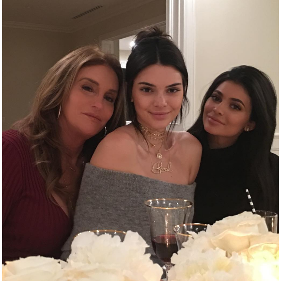 Caitlyn, Kendall et Kylie Jenner se retrouvent pour fêter Thanksgiving. Photo postée sur Instagram le 24 novembre 2016.