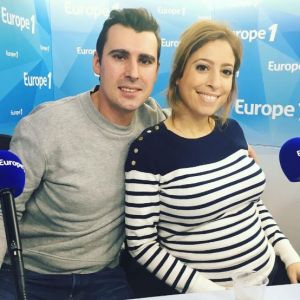 Léa Salamé et Thomas Joubert, à Europe 1, le 30 novembre 2016. Instagram