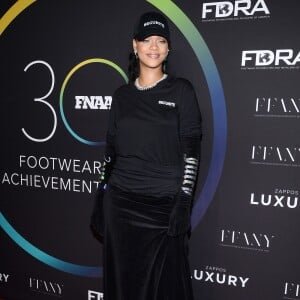 Rihanna - 30e édition des FN Achievement Awards au siège IAC/InterActiveCorp. New York, le 29 novembre 2016.