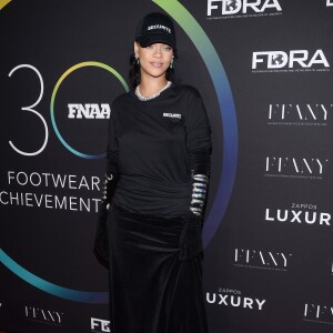 Rihanna - 30e édition des FN Achievement Awards au siège IAC/InterActiveCorp. New York, le 29 novembre 2016.