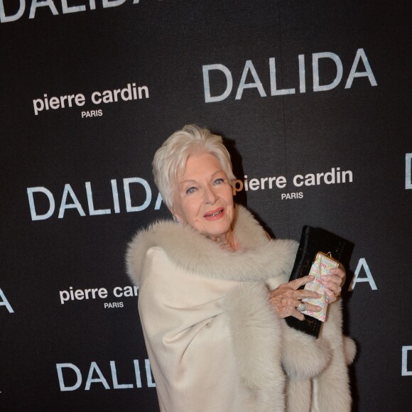 Line Renaud à l'Avant première du film "Dalida" à L'Olympia, Paris le 30 novembre 2016. © Rachid Bellak/Bestimage