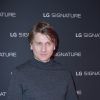 Stanislas Merhar - A travers la création d'une galerie d'art éphémère "The Art of Essence" en plein coeur du Paris du Design et des Arts, la marque LG dévoile sa ligne haute-couture LG Signature au Café Beaubourg et sur le parvis du Centre Georges Pompidou à Paris. Le 30 novembre 2016