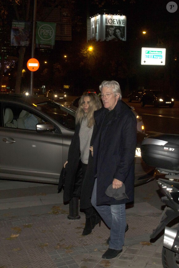 Richard Gere et sa compagne Alejandra Silva assistent aux funérailles de la comtesse de Montarco, Charo Palacios à Madrid. Le 1er décembre 2016.