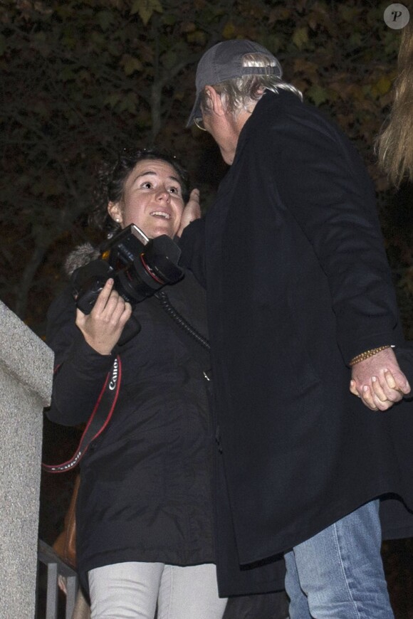 Richard Gere et sa compagne Alejandra Silva assistent aux funérailles de la comtesse de Montarco, Charo Palacios à Madrid. Le 1er décembre 2016.