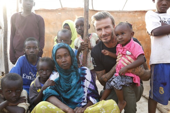 David Beckham a effectué son premier voyage dans un camp de réfugiés lors d'un déplacement en Afrique de l'est à Djibouti, dans le cadre de son rôle d'Ambassadeur de bonne volonté pour l'UNICEF le 9 novembre 2015.