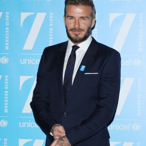 David Beckham est un ambassadeur itinérant de l'Unicef, avec pour mission spéciale de mettre plus particulièrement l'accent sur la promotion du programme UNICEF " Sports au service du développement". Lors de la journée "Day of Change", le footballeur a exprimé ses souhaits pour les dix prochaines années au sein de l"Unicef. Londres, le 9 février 2015.