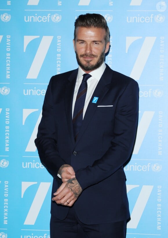 David Beckham est un ambassadeur itinérant de l'Unicef, avec pour mission spéciale de mettre plus particulièrement l'accent sur la promotion du programme UNICEF " Sports au service du développement". Lors de la journée "Day of Change", le footballeur a exprimé ses souhaits pour les dix prochaines années au sein de l"Unicef. Londres, le 9 février 2015.