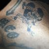 Les tatouages de David Beckham au coeur de la nouvelle campagne de l'Unicef. L'ancien footballeur se fait porte-parole de la lutte contre les violences commises sur les enfants, dans une vidéo où ses nombreux tatouages s'animent pour illustrer les différentes formes de violence que ces derniers peuvent subir.