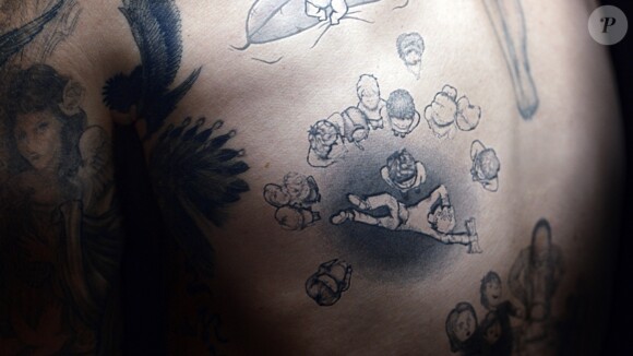 Les tatouages de David Beckham au coeur de la nouvelle campagne de l'Unicef. L'ancien footballeur se fait porte-parole de la lutte contre les violences commises sur les enfants, dans une vidéo où ses nombreux tatouages s'animent pour illustrer les différentes formes de violence que ces derniers peuvent subir.