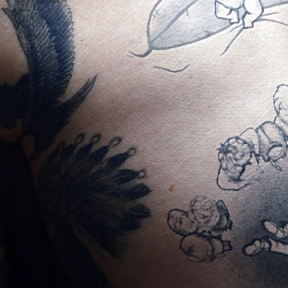 Les tatouages de David Beckham au coeur de la nouvelle campagne de l'Unicef. L'ancien footballeur se fait porte-parole de la lutte contre les violences commises sur les enfants, dans une vidéo où ses nombreux tatouages s'animent pour illustrer les différentes formes de violence que ces derniers peuvent subir.