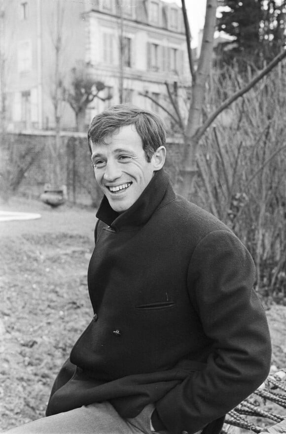 Jean-Paul Belmondo lors de l'émission le 6 février 1964