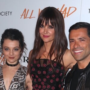 Katie Holmes, Mark Consuelos et Stefania Owen à la première de 'All We Had' au cinéma Landmark Sunshine à New York, le 6 décembre 2016