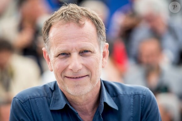 Charles Berling au photocall du film "Elle" au 69ème Festival international du film de Cannes le 21 mai 2016.