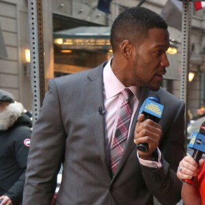 Kelly Clarkson, Michael Strahan à l'émission "Good Morning America" à New York, le 3 mars 2015.