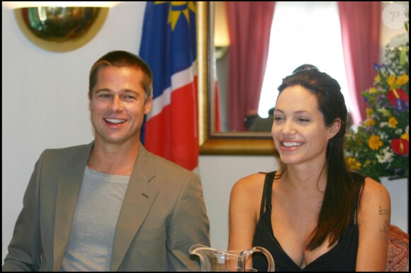 Angelina Jolie et Brad Pitt en Namibie pour une conférence en 2006
