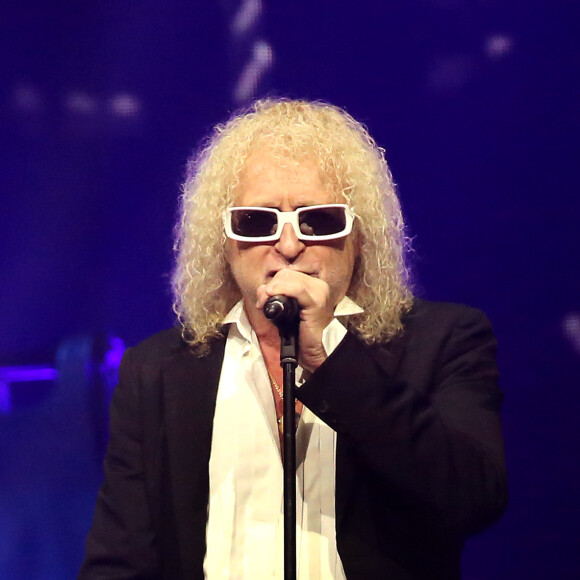 Exclusif - Michel Polnareff lors de son concert à la patinoire de Mériadeck à Bordeaux, le 30 novembre 2016. © Patrick Bernard-Quentin Salinier/Bestimage