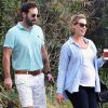 Katherine Heigl enceinte discute avec son époux Josh Kelley à la sortie d'un valet parking à Los Angeles, le 29 octobre 2016