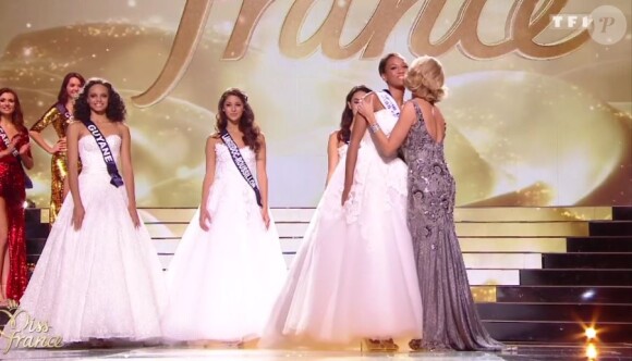  Miss Guadeloupe Morgane Thérésine est désignée 3e dauphine de Miss France 2017 - Concours Miss France 2017. Sur TF1, le 17 décembre 2016. 