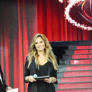 Adriana Karembeu, Satya Oblette (Satya Oblet) lors de la finale de la 13ème édition Top Model Belgium 2017 au Lido à Paris le 18 Décembre 2016. © Marc Ausset-Lacroix /Bestimage