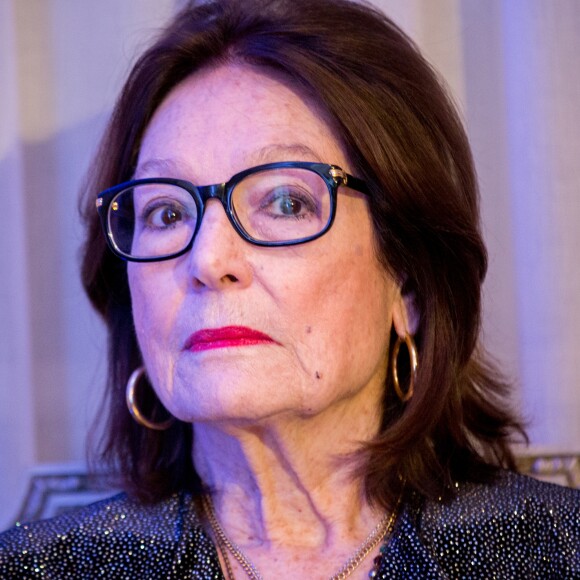 Nana Mouskouri à la Cérémonie de remise du prix Nikos Gatsos 2016, attribué à Charles Aznavour à l'ambassade de Grèce à Paris le 19 décembre 2016. © Cyril Moreau/Bestimage