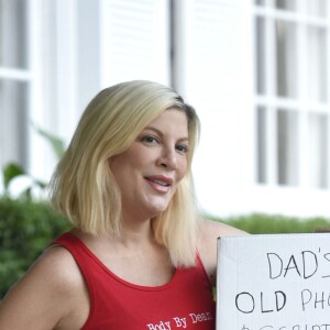 Tori Spelling déménage encore une fois, le 7 décembre 2016 à Los Angeles