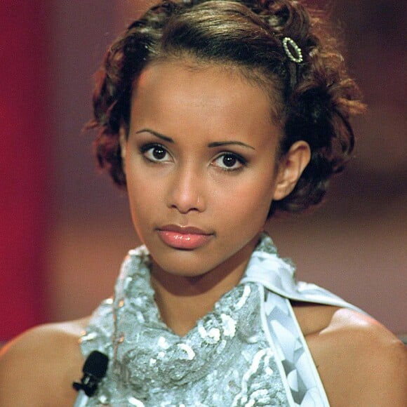 Sonia Rolland, Miss France 2000, dans Vivement Dimanche en 2001.