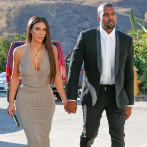 Kim Kardashian et Kanye West looks à Simi Valley, Los Angeles, le 23 septembre 2016.