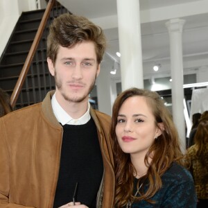 Jean-Baptiste Maunier et sa compagne Léa Arnezeder - Soirée de lancement de la collection capsule "J Brand x Comptoir des Cotonniers" à la "L.A. Galerie" rue Bachaumont dans le 2ème arrondissement à Paris, le 17 février 2016.